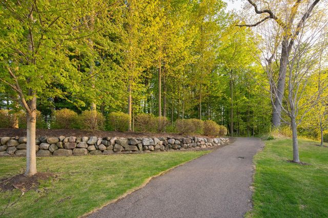 3752 Woodland Cove Parkway, Minnetrista, MN 55331