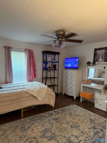 304 Hannah Avenue SE, Attalla, AL 35954