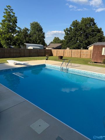 304 Hannah Avenue SE, Attalla, AL 35954