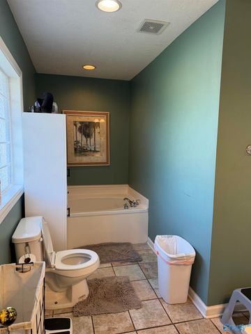 304 Hannah Avenue SE, Attalla, AL 35954