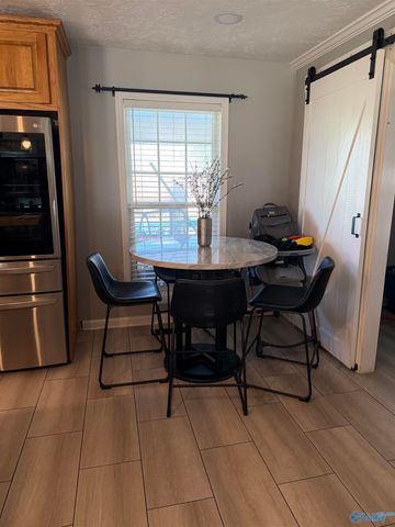304 Hannah Avenue SE, Attalla, AL 35954