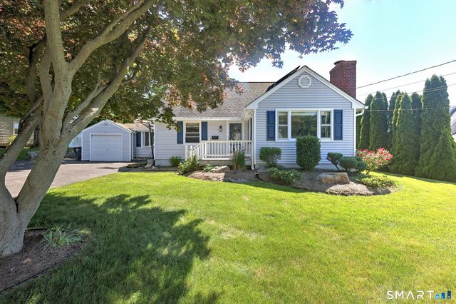 71 Canterbury Lane, Milford, CT 06460