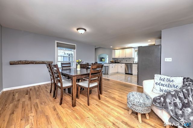 71 Canterbury Lane, Milford, CT 06460