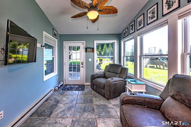 71 Canterbury Lane, Milford, CT 06460