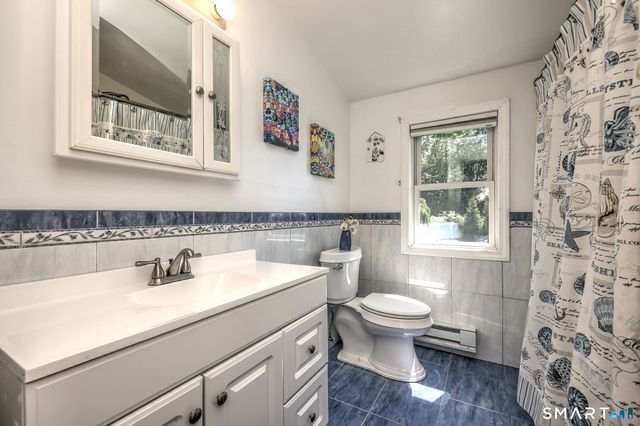 71 Canterbury Lane, Milford, CT 06460