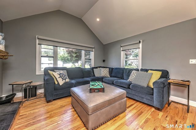 71 Canterbury Lane, Milford, CT 06460