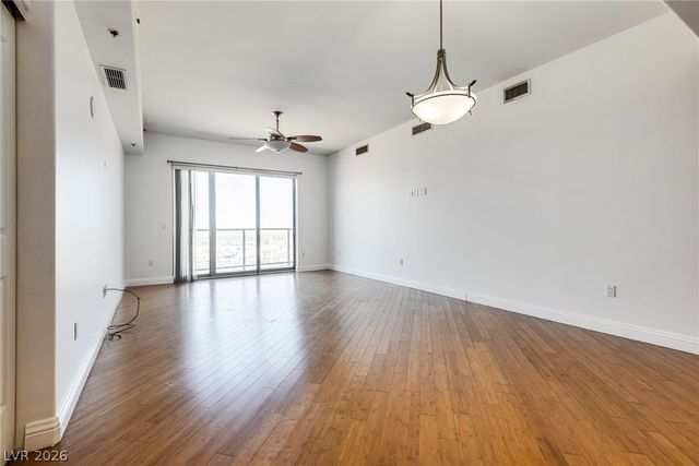 8255 Las Vegas Boulevard 1203, Las Vegas, NV 89123