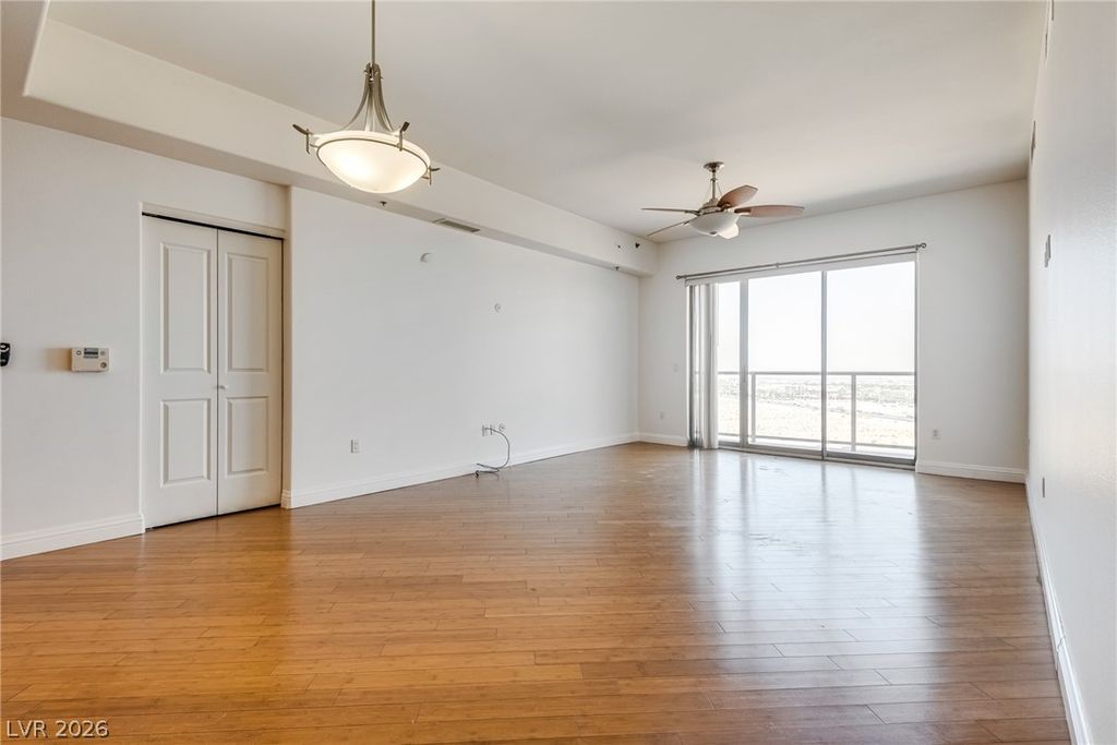 8255 Las Vegas Boulevard 1203, Las Vegas, NV 89123