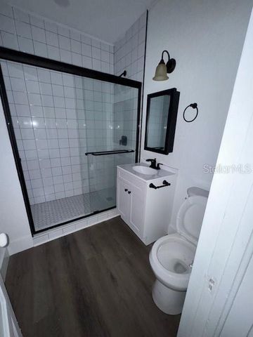 206 W MAIN APT 205 STREET, Leesburg, FL 34748