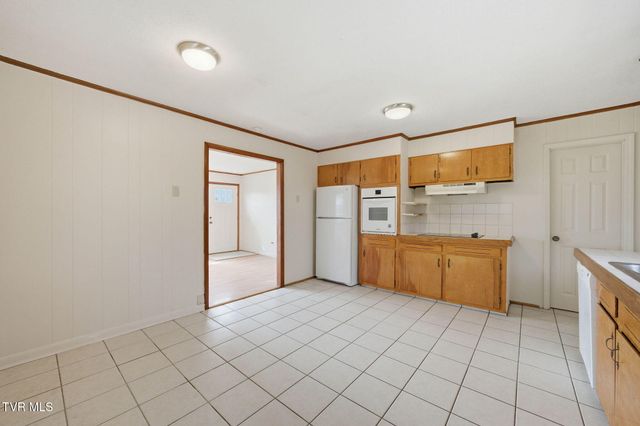 304 Reservoir Street, Bristol, VA 24201