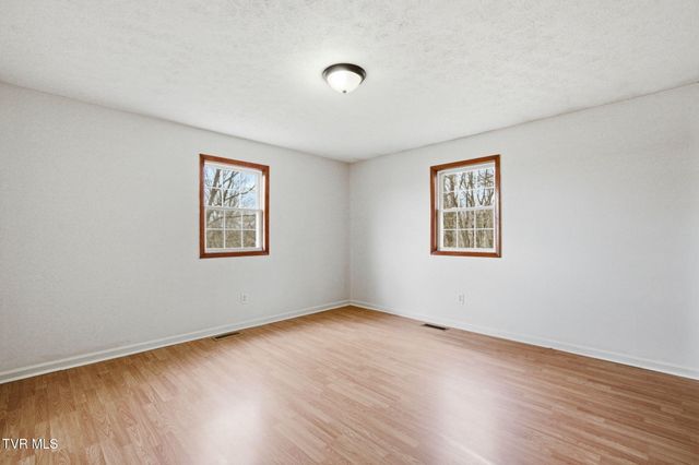 304 Reservoir Street, Bristol, VA 24201