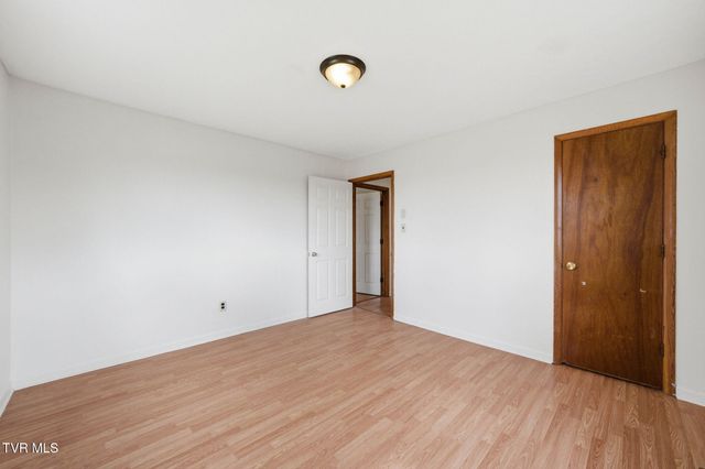 304 Reservoir Street, Bristol, VA 24201