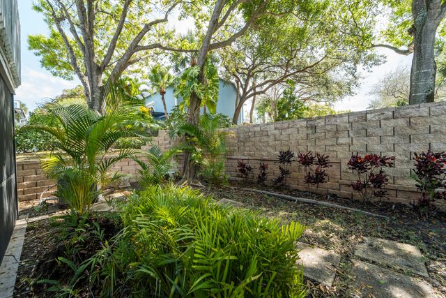 127 Ocean Dunes Circle, Jupiter, FL 33477