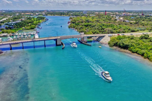 127 Ocean Dunes Circle, Jupiter, FL 33477