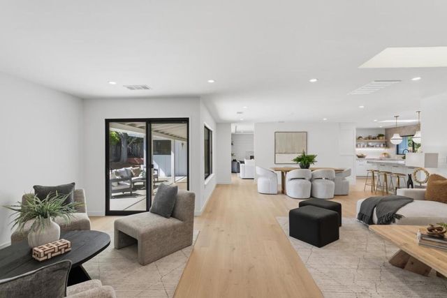 430 San Domingo Way, Los Altos, CA 94022