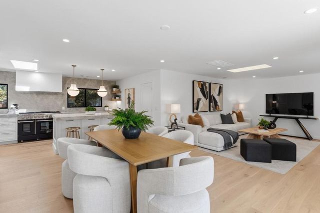 430 San Domingo Way, Los Altos, CA 94022