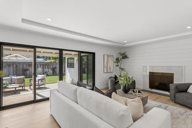 430 San Domingo Way, Los Altos, CA 94022