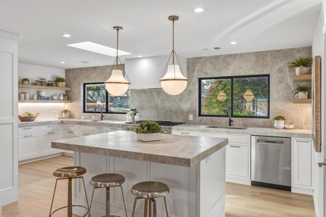 430 San Domingo Way, Los Altos, CA 94022