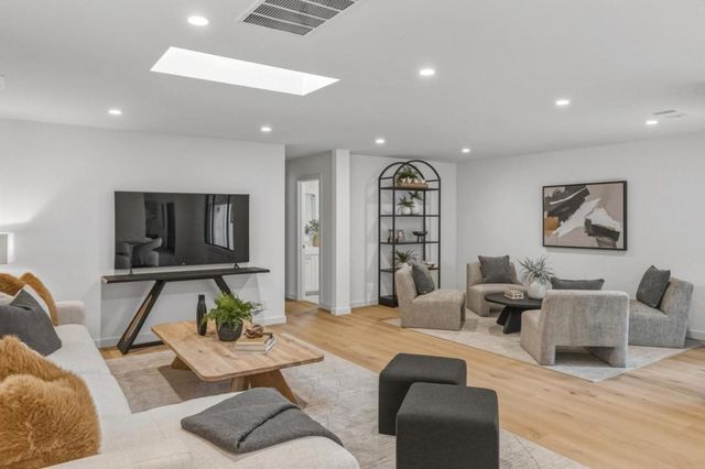 430 San Domingo Way, Los Altos, CA 94022