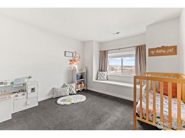 553 Hillspire Dr, Windsor, CO 80550