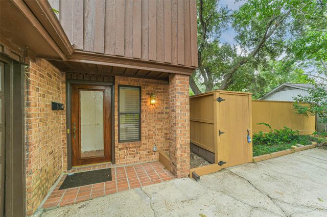 3111 Rockyridge Drive, Houston, TX 77063