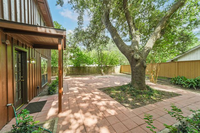 3111 Rockyridge Drive, Houston, TX 77063