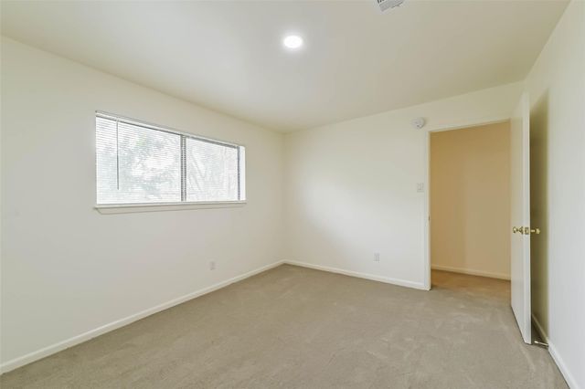 3111 Rockyridge Drive, Houston, TX 77063