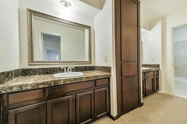3111 Rockyridge Drive, Houston, TX 77063