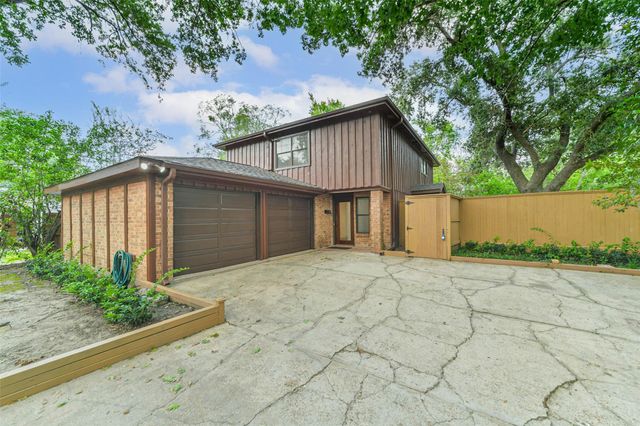 3111 Rockyridge Drive, Houston, TX 77063