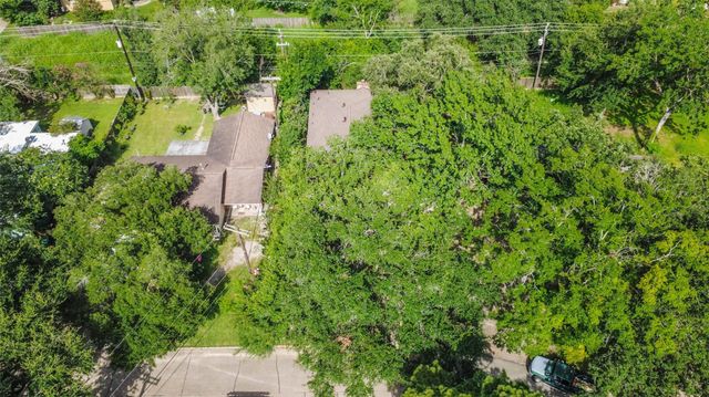 3111 Rockyridge Drive, Houston, TX 77063