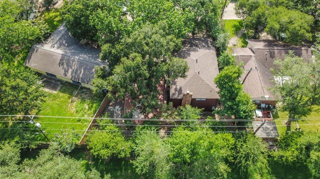 3111 Rockyridge Drive, Houston, TX 77063