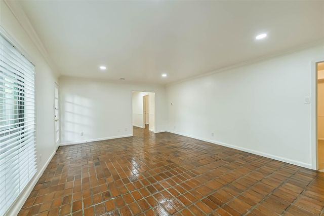 3111 Rockyridge Drive, Houston, TX 77063