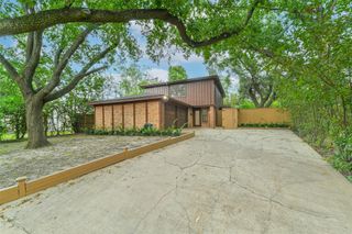 3111 Rockyridge Drive, Houston, TX 77063