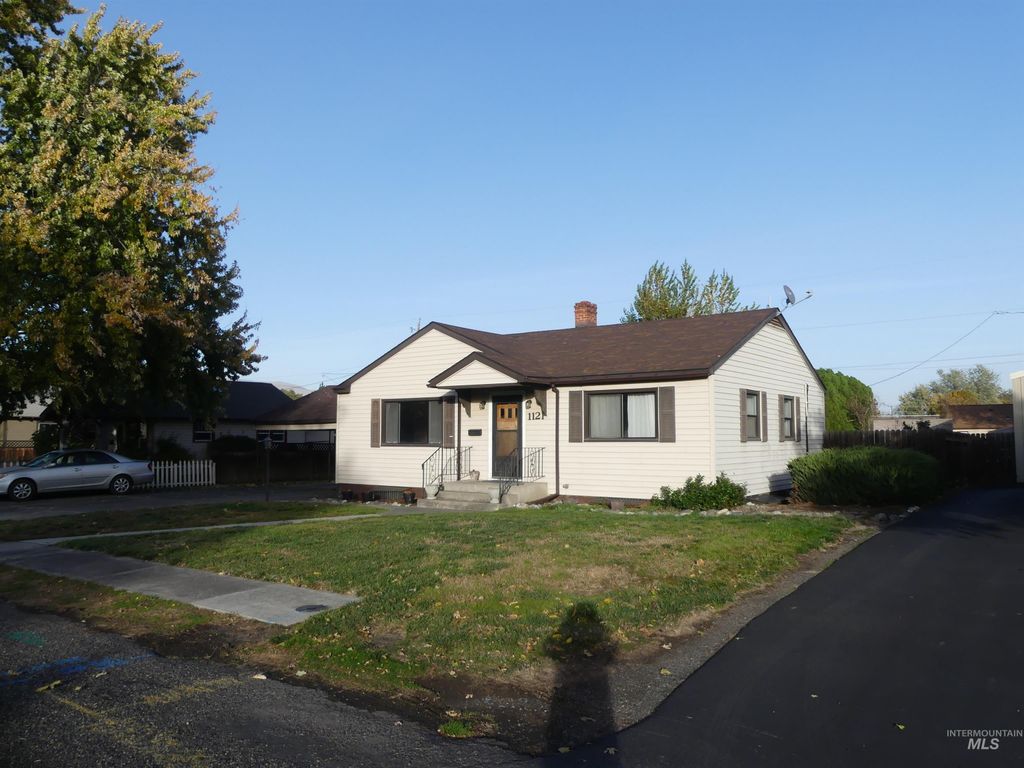 1121 10th St, Clarkston, WA 99403 photo 2