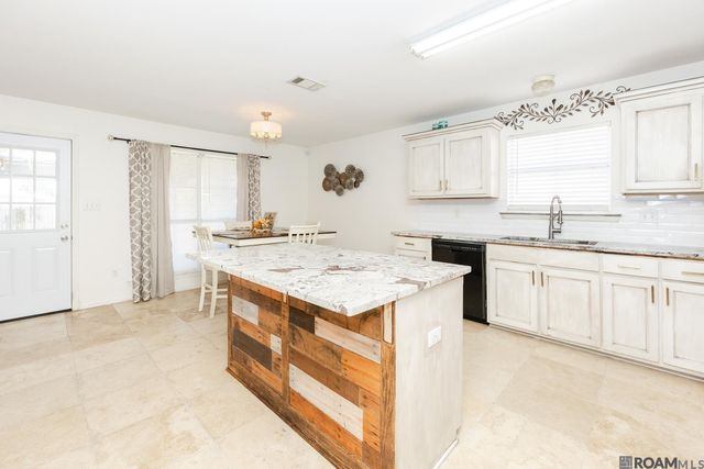 35983 Raleigh Dr, Denham Springs, LA 70706