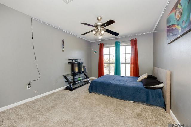 35983 Raleigh Dr, Denham Springs, LA 70706