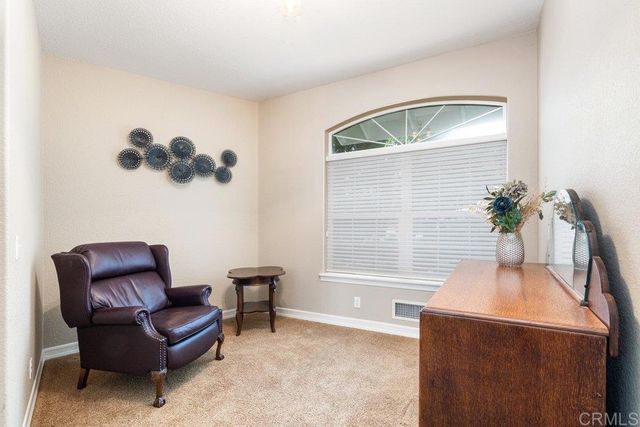 4327 Hollyhill Road, Vista, CA 92084