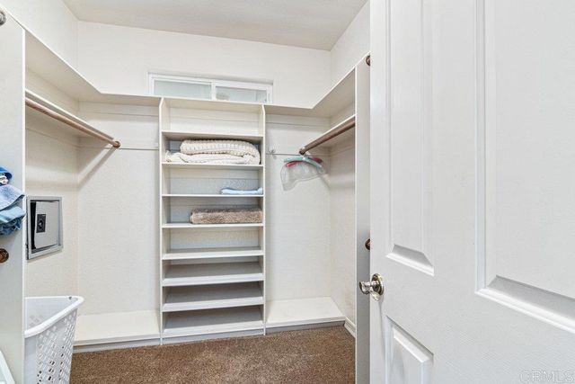 4327 Hollyhill Road, Vista, CA 92084