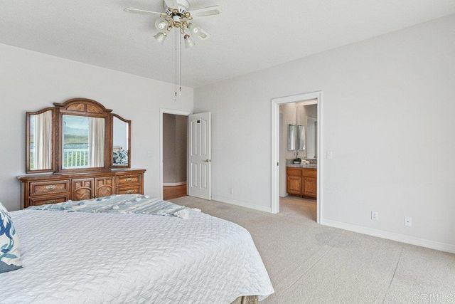 4327 Hollyhill Road, Vista, CA 92084