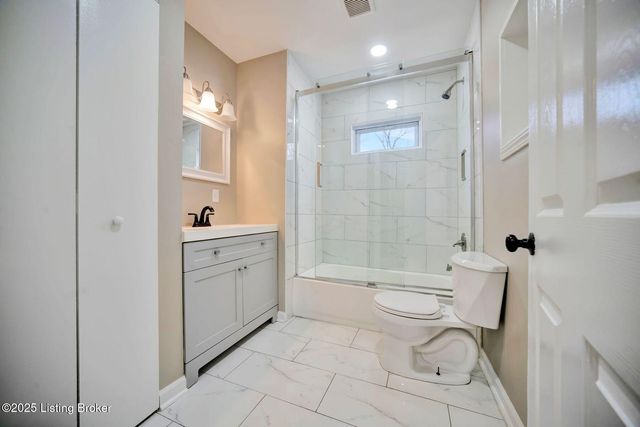 2220 Auburn Dr, Louisville, KY 40216