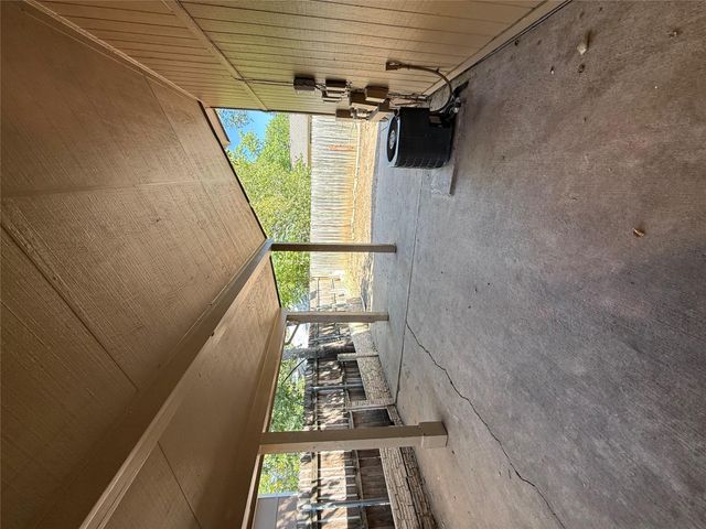 1402 Westcott DR A, Round Rock, TX 78664
