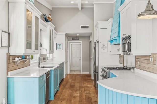 2905 SE 22nd PL, Cape Coral, FL 33904