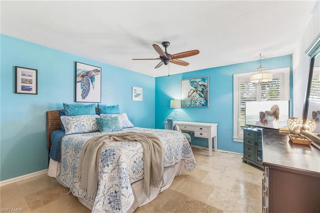 2905 SE 22nd PL, Cape Coral, FL 33904