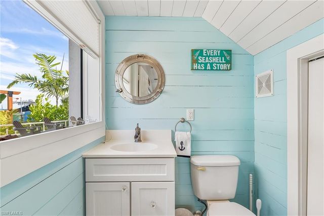 2905 SE 22nd PL, Cape Coral, FL 33904