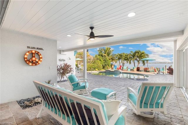 2905 SE 22nd PL, Cape Coral, FL 33904