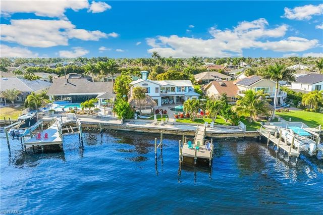 2905 SE 22nd PL, Cape Coral, FL 33904