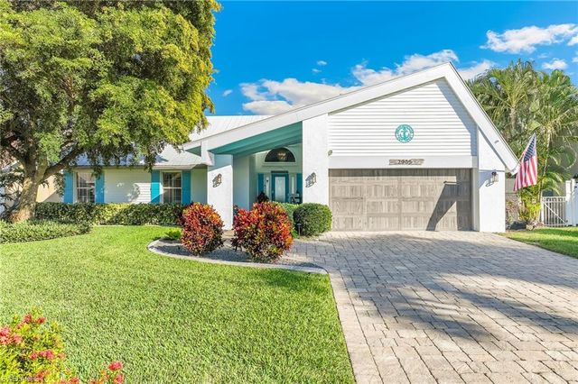 2905 SE 22nd PL, Cape Coral, FL 33904