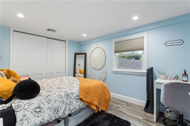 4 James Street, Middletown, RI 02842