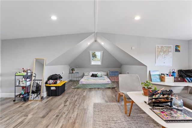 4 James Street, Middletown, RI 02842