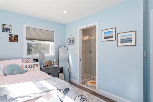 4 James Street, Middletown, RI 02842